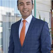 Profesor de apoyo para aprender y reforzar la lengua española